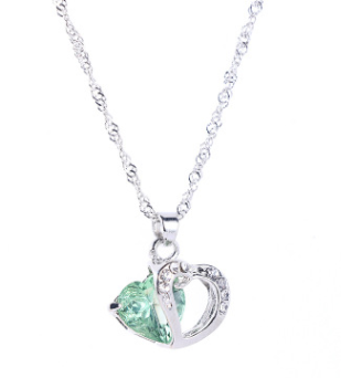 Lady Fashion Heart Pendant Necklace