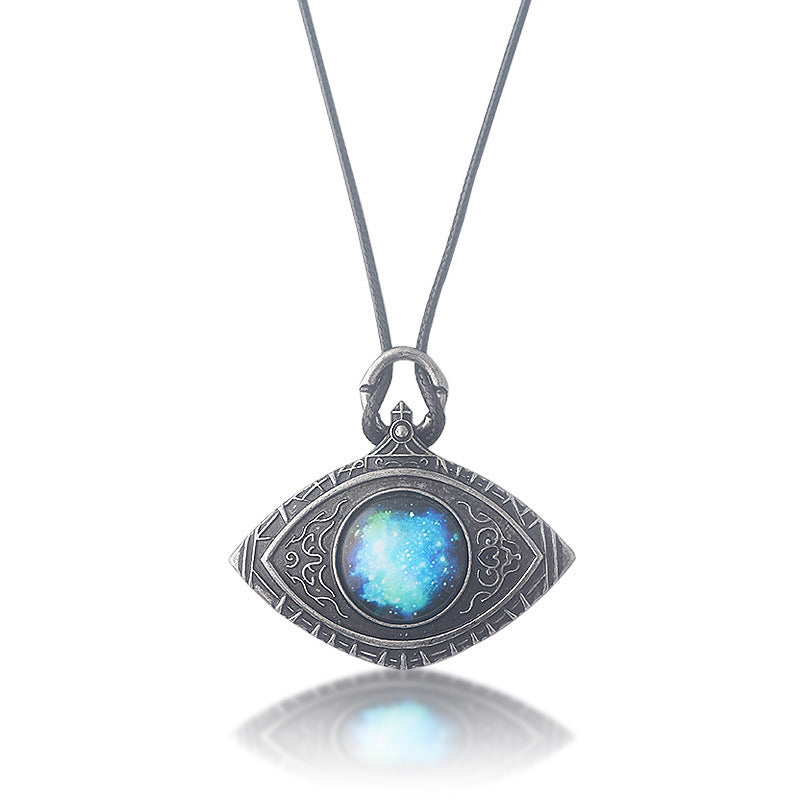 Blue Starry Eyes Vintage Pendant Necklace