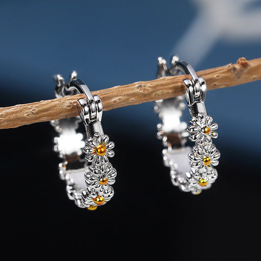 Fashion Simple Daisy Two-tone Women's Earrings