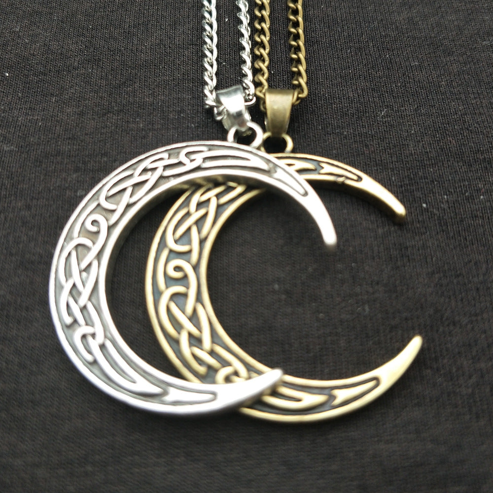 Electroplating Elegant Moon Charm Zinc Alloy Popular Necklace