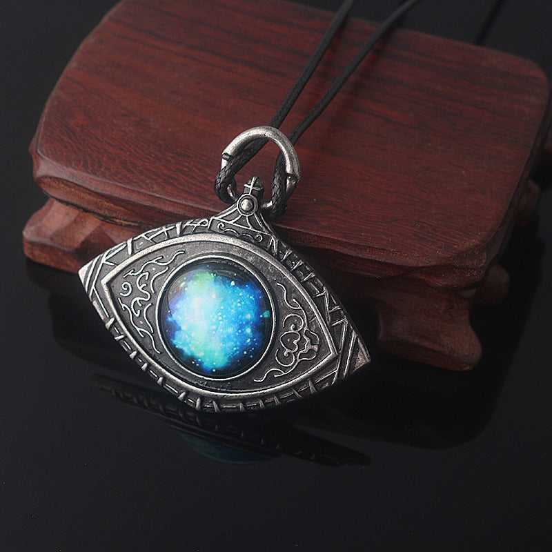 Blue Starry Eyes Vintage Pendant Necklace